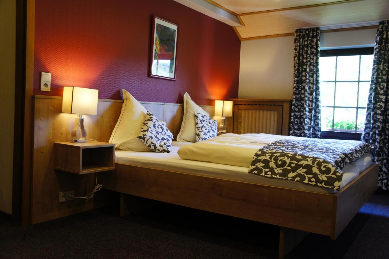 Hotel Rittersprung Ouren Extérieur photo